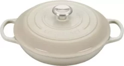 Le Creuset Gourmet-Profitopf Signature In Meringue, 26 Cm