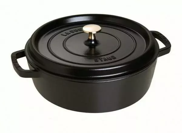 Staub Cocotte Rund Und Flach Aus Gusseisen In Schwarz